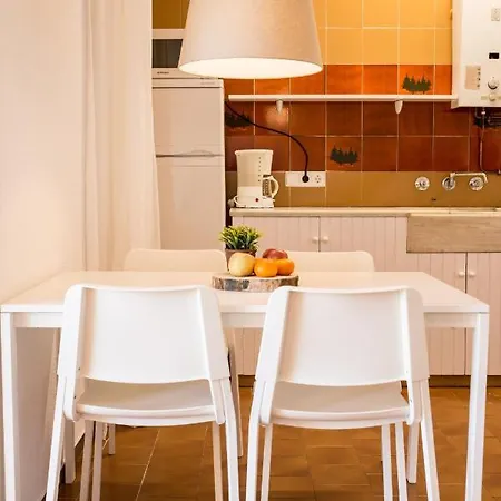 Apartment Cubells